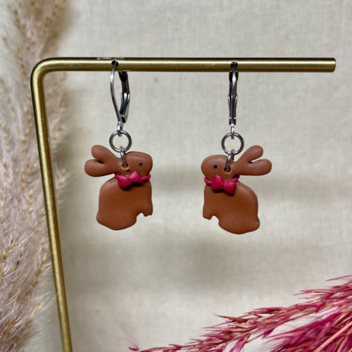 Der süße Tier-Ohrring ist ein verspieltes Schmuckstück und eignet sich perfekt als Geschenk oder als besonderer Hingucker im Alltag.